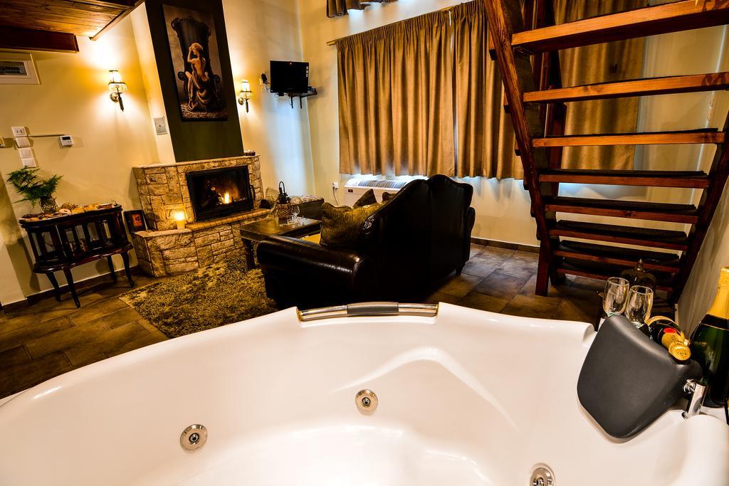 Camelia Suites Synikia Mesi Trikalon Buitenkant foto